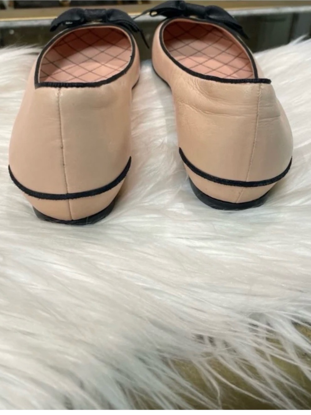 AUTHENTIC CHANEL BOW FLATS IN NEW CONDITION NO TAGS LIGHT PINK WITH BLACK - Picture 3 of 4